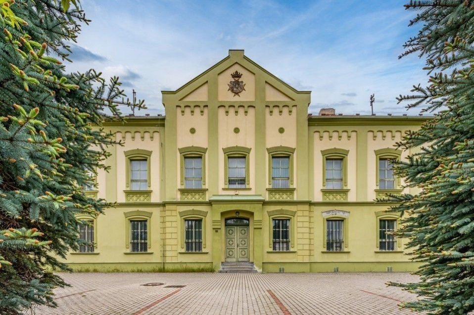 Prodej komerční - Chomutovská, Klášterec nad Ohří, 1 m²