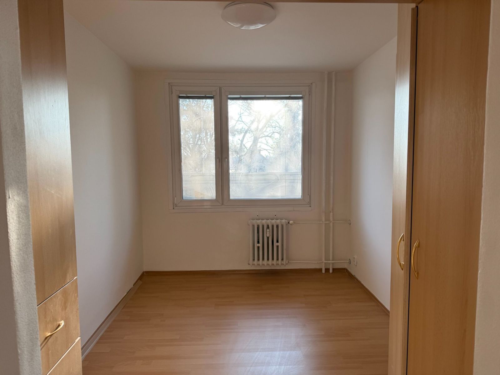 Pronájem byt 2+kk - Zárybská, Praha - Prosek, 42 m² - 5