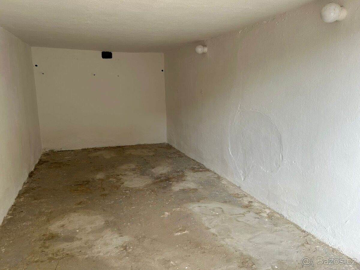 Pronájem garáž - Opava, 746 01