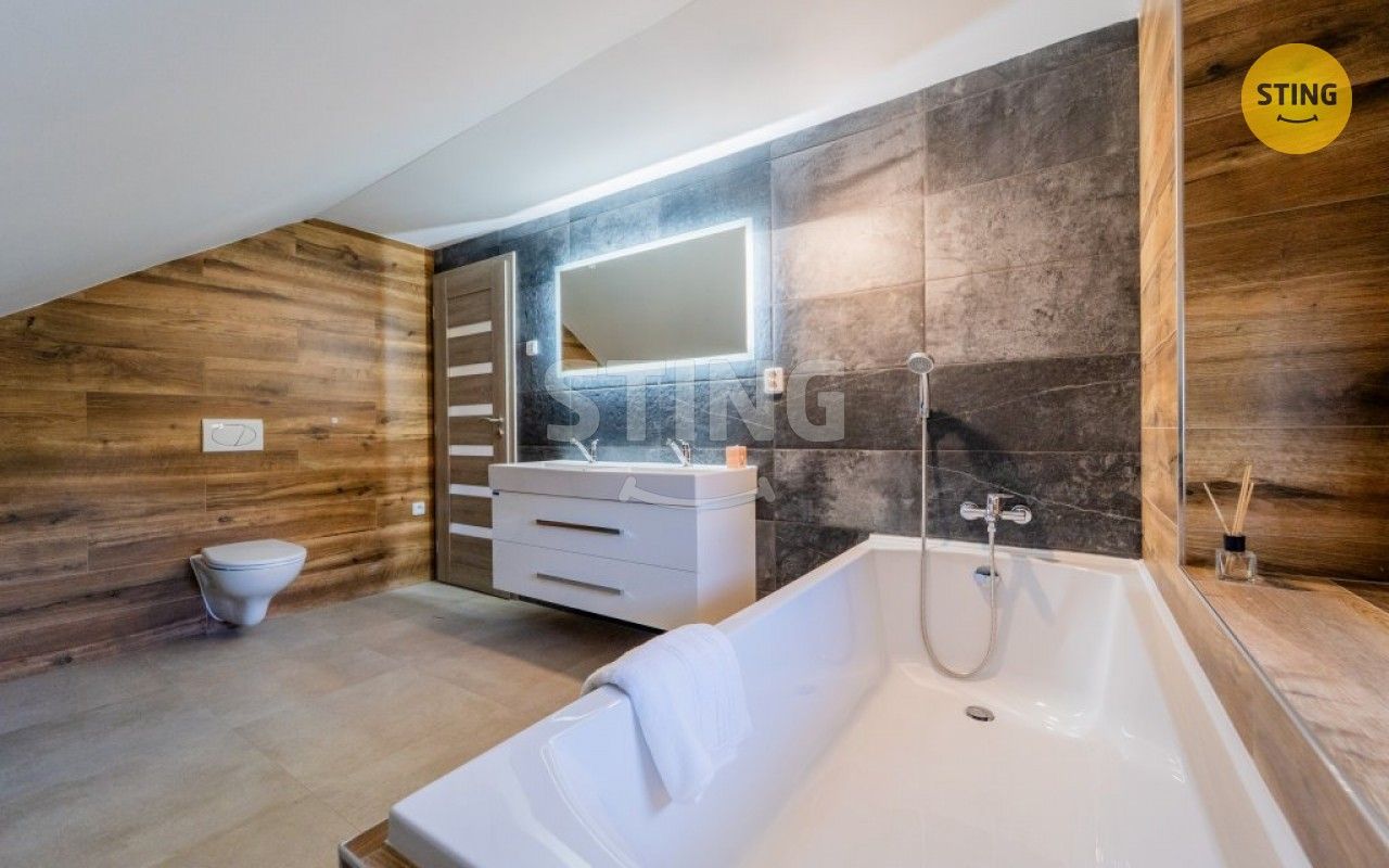 Prodej rodinný dům - Aleje, Ostrava, 208 m²