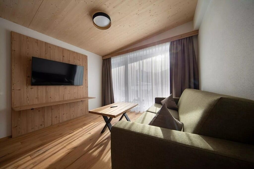Prodej ostatní - 987 66, Zahraničí - 5