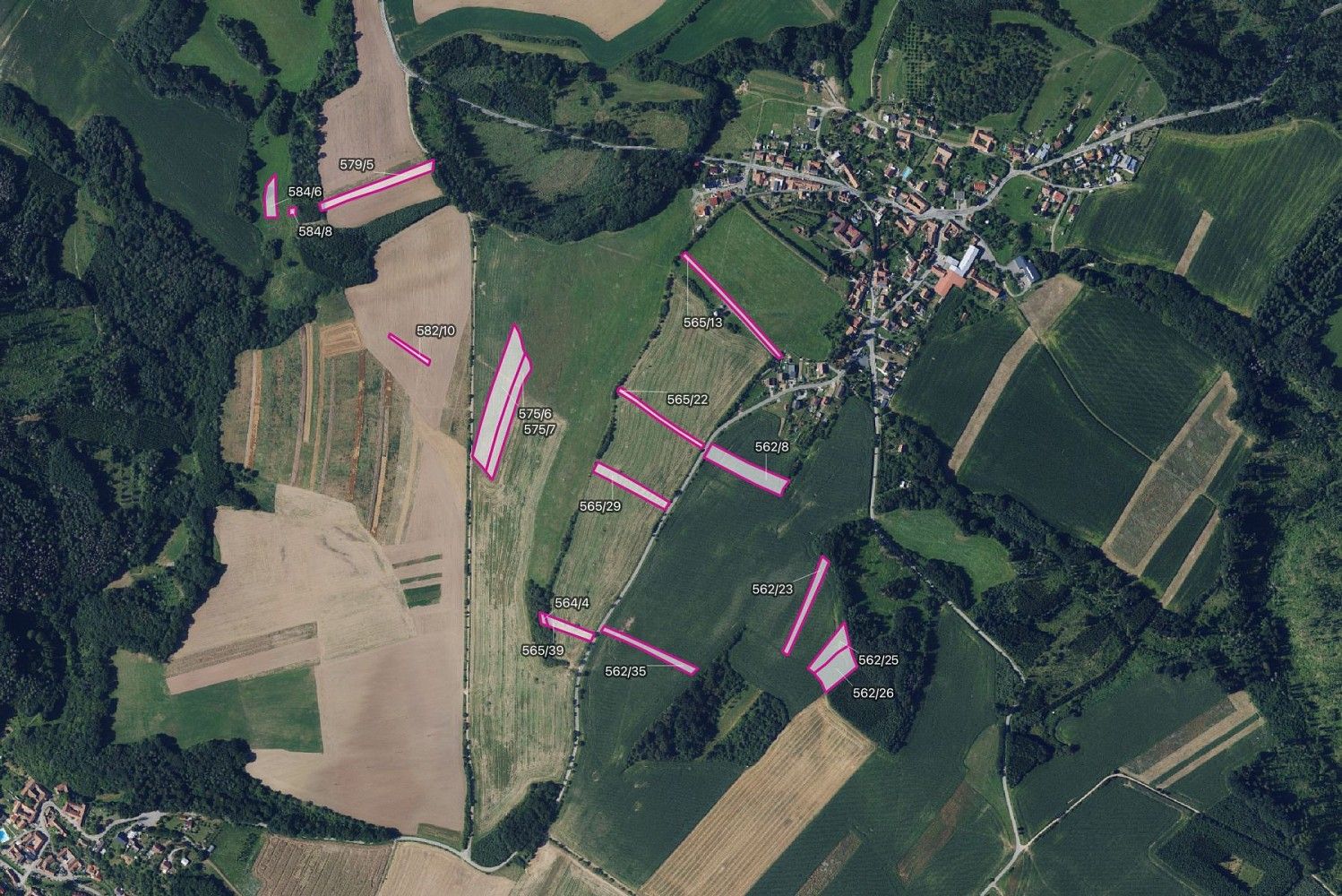 Zemědělský pozemek, 9 268 m²