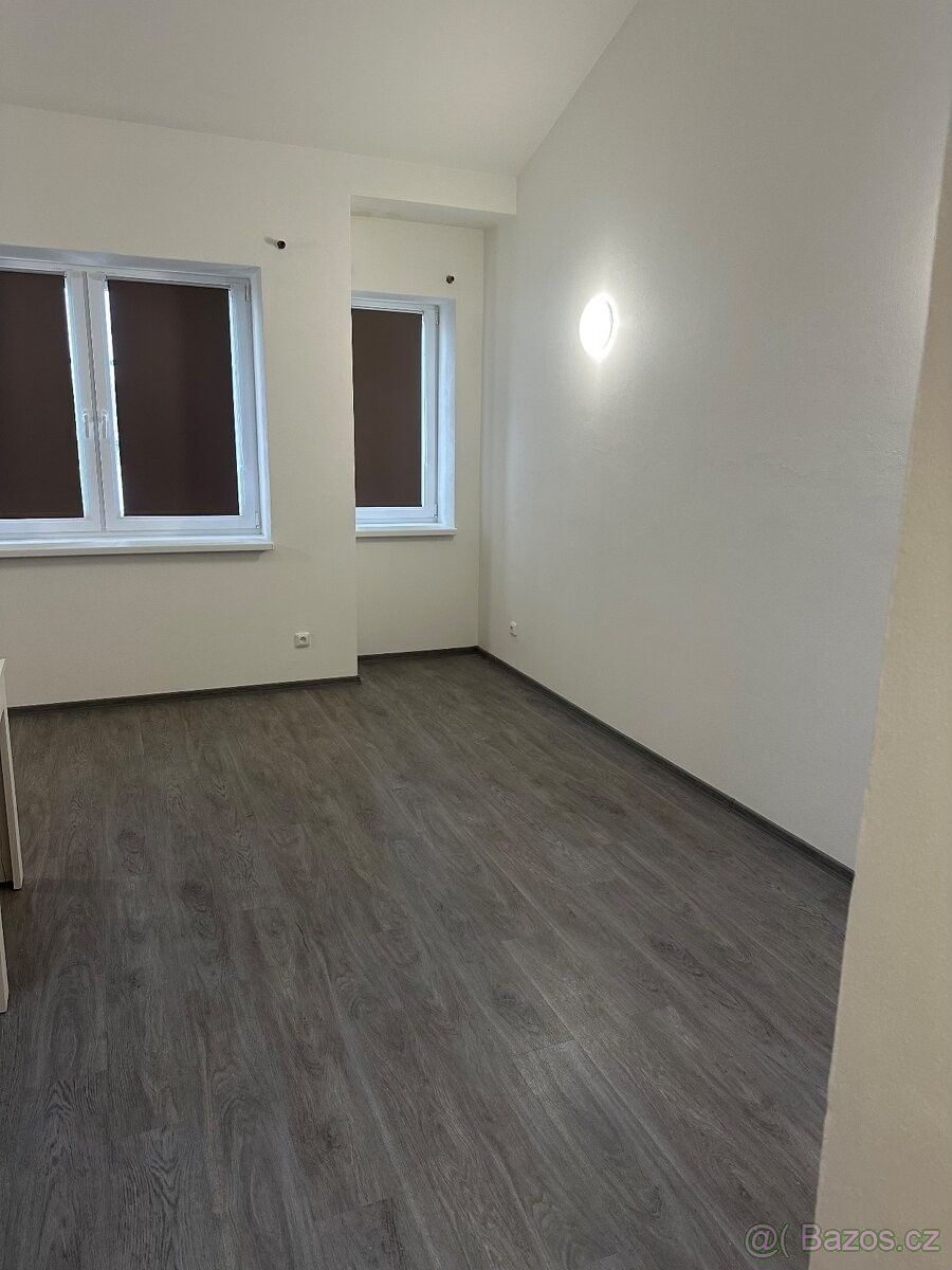 Pronájem byt - Ostrava, 709 00