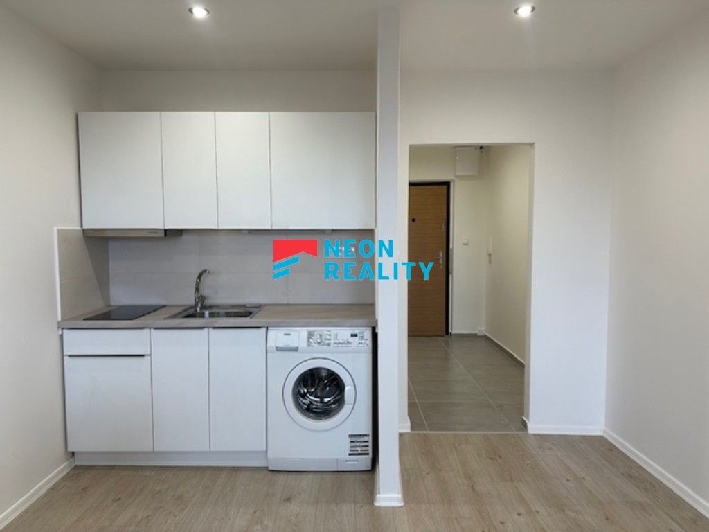 1+kk, Nádražní, Ostrava, 29 m²