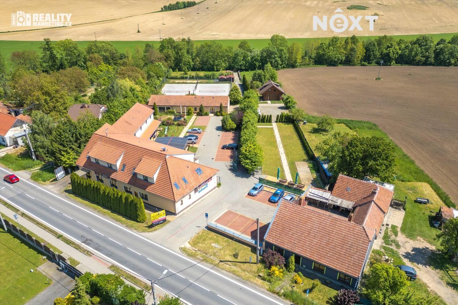 Ubytovací zařízení, Tučapy, 905 m²