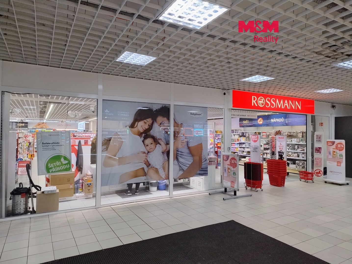 Obchodní prostory, Plzeňská, Děčín, 304 m² - 1
