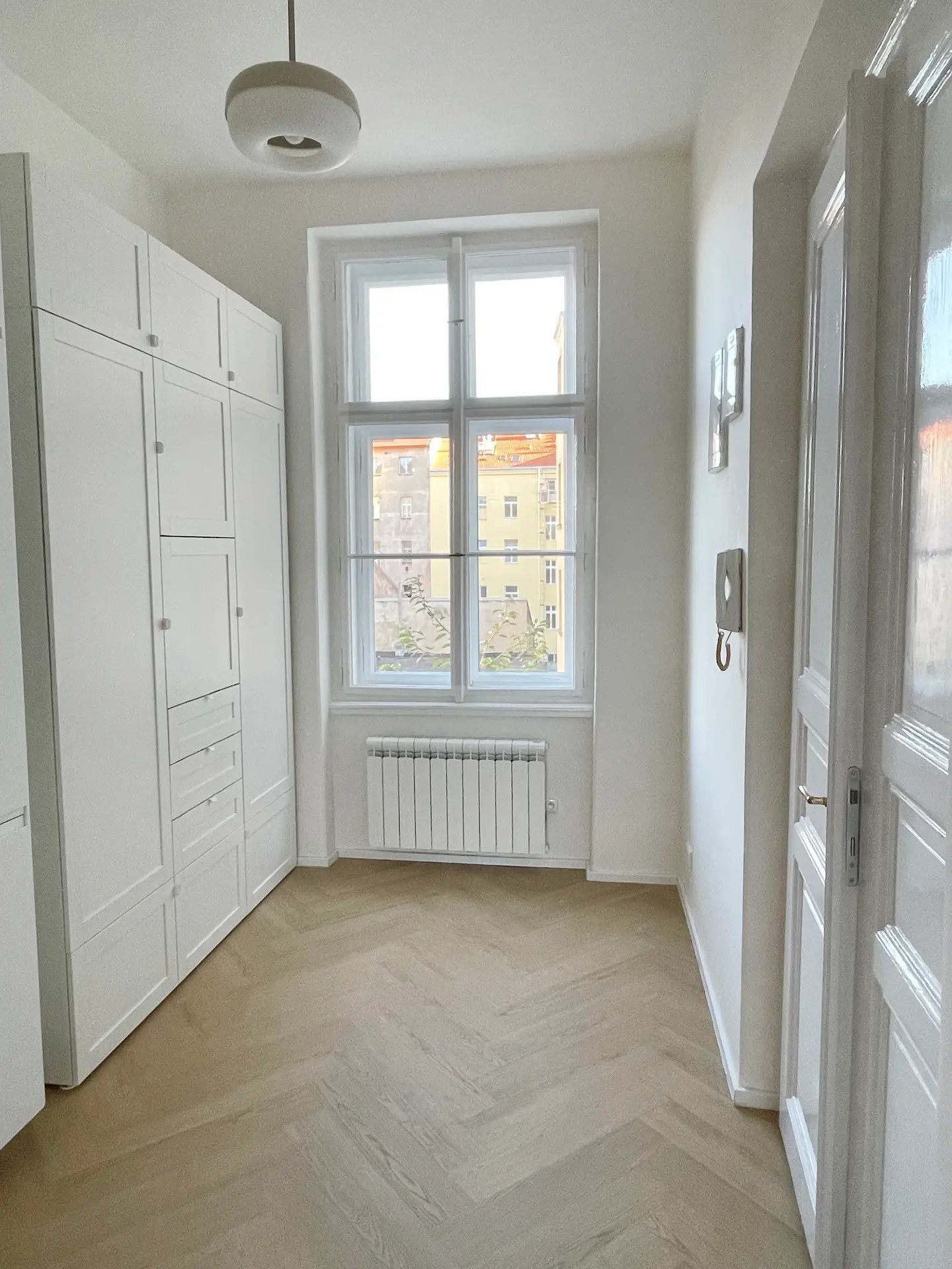 Byt 2+kk · 35 m² · Kotevní, Praha - 3