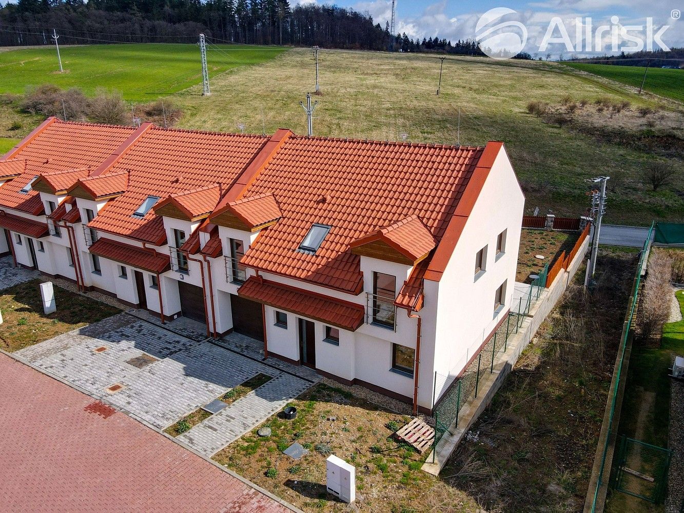 Rodinné domy, Březina, okres Brno-venkov, Jihomoravský kraj, 220 m² - 1