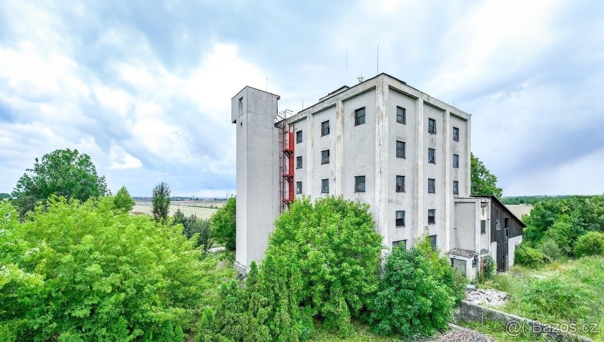 Sklady, Plzeň, 301 00, 3 000 m²