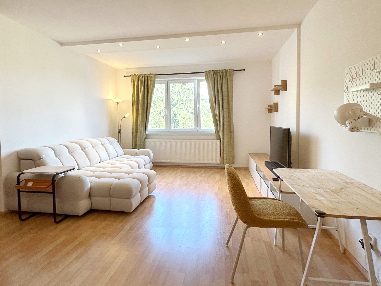 3+kk, Slévačská, Praha - Hloubětín, 77 m² - 1