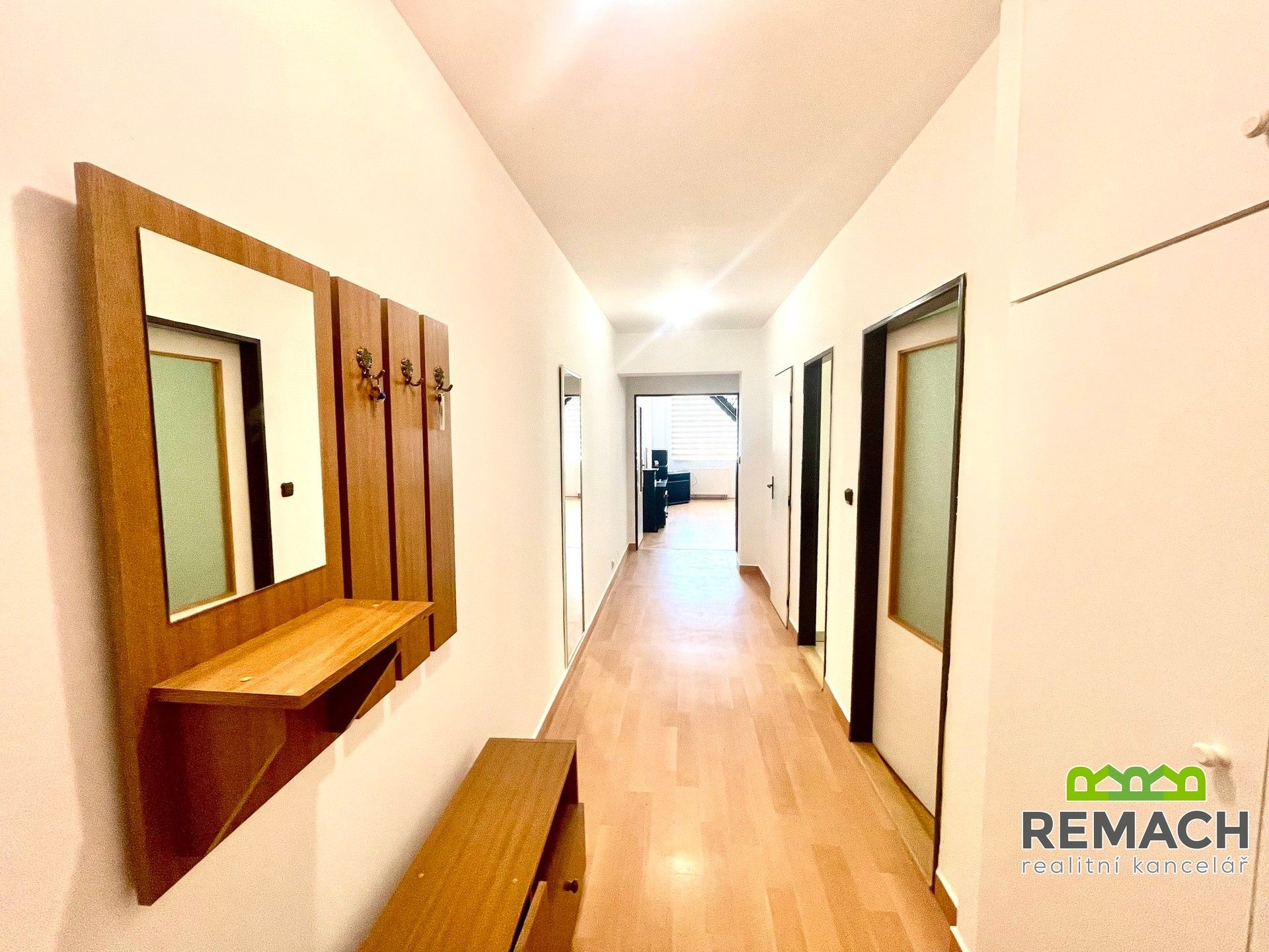 Pronájem byt 3+kk - Polešovice, 90 m²