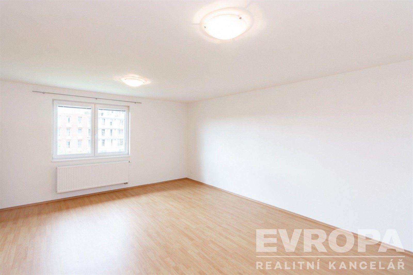 Pronájem vila - Pod Valem II. 956, Průhonice, 350 m² - 5