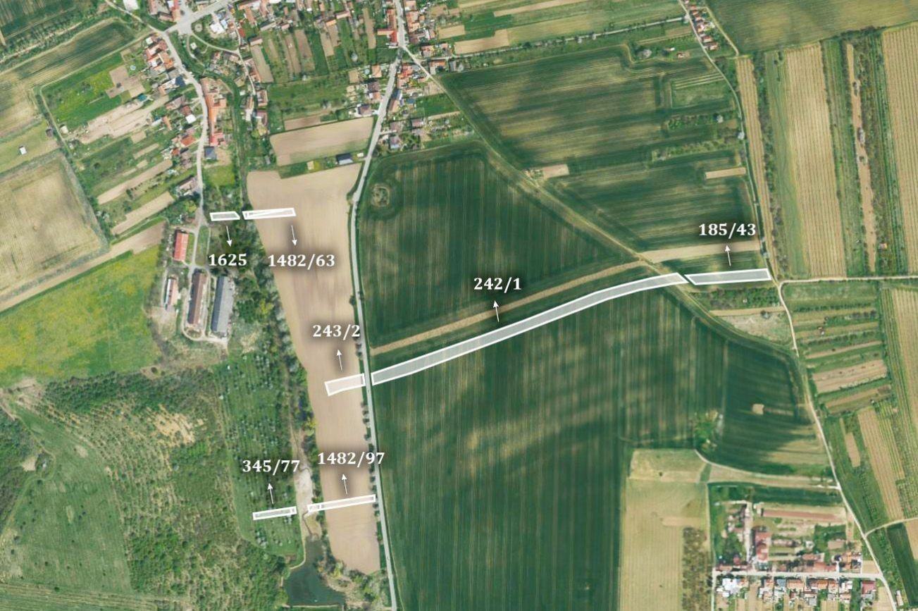 Zemědělské pozemky, Milotice, 15 093 m²