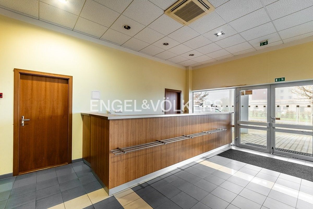 Sklady, Plzeň - Skvrňany, okres Plzeň-město, Plzeňský kraj, 4 913 m² - 2