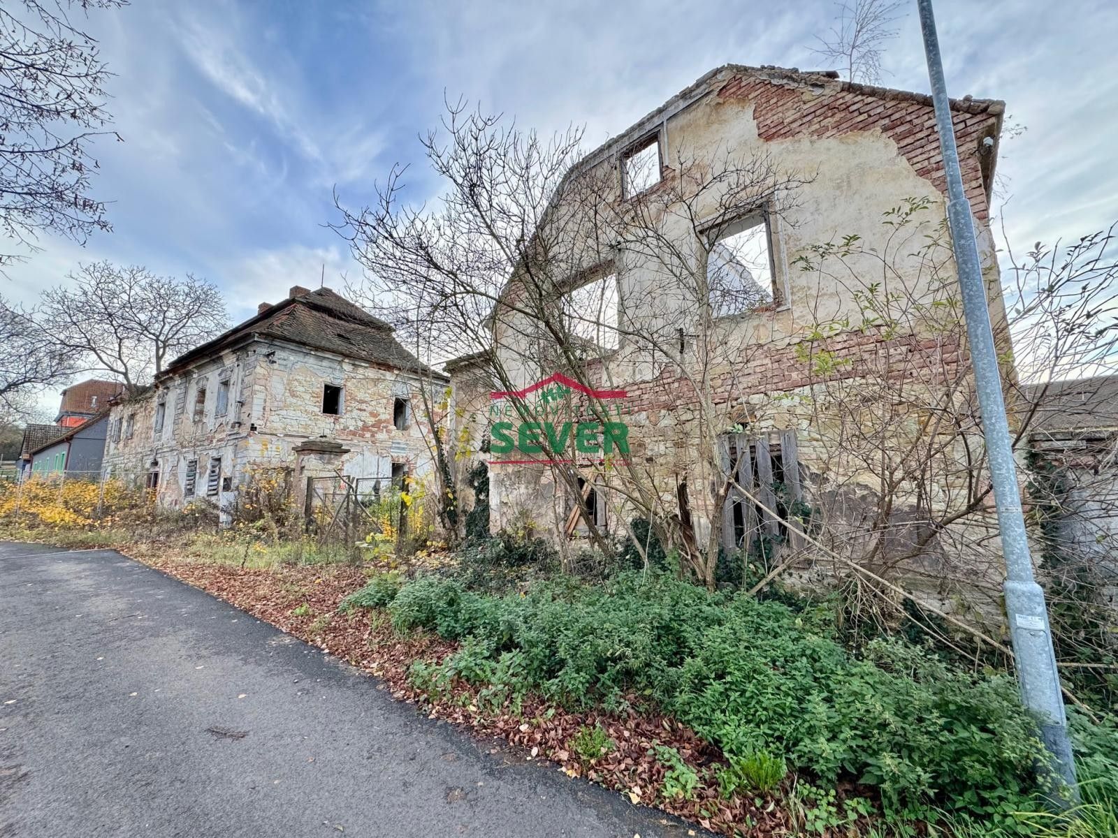 Rodinné domy, Pšov, Podbořany, 300 m²