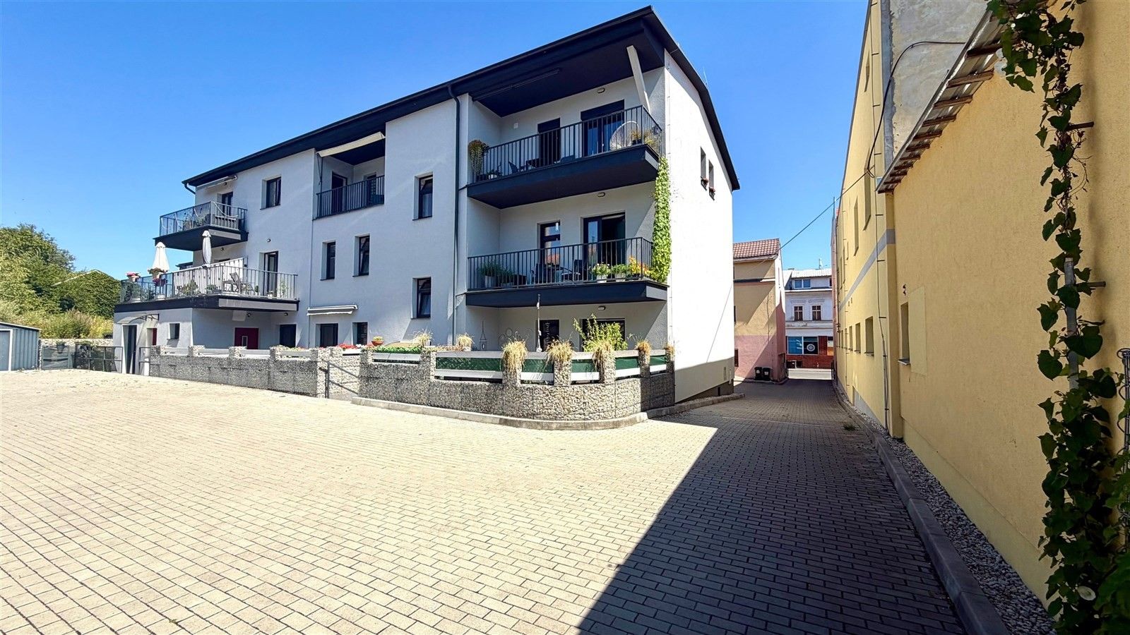 2+kk, Osvobození 2332, Cheb, 50 m² - 1