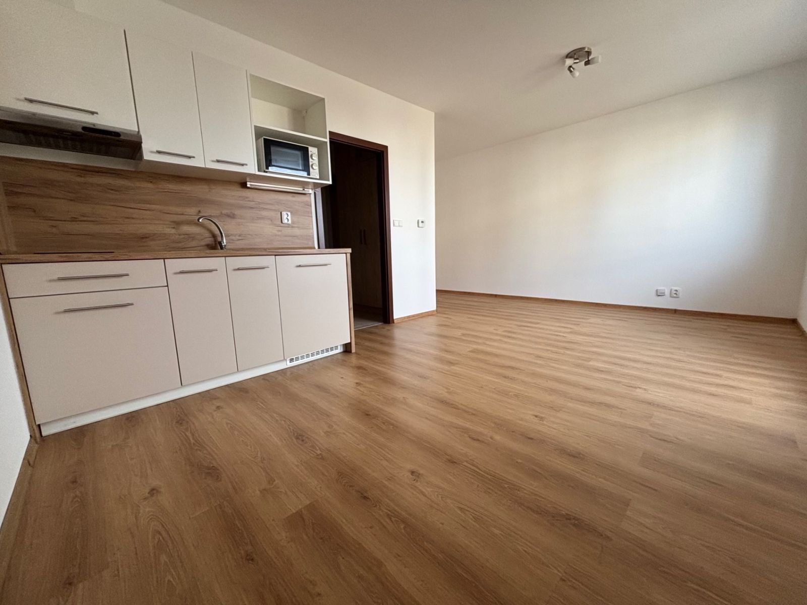 Byt 1+kk · 33 m² · Uherova, Chýně - Chýně, Středočeský kraj - 3