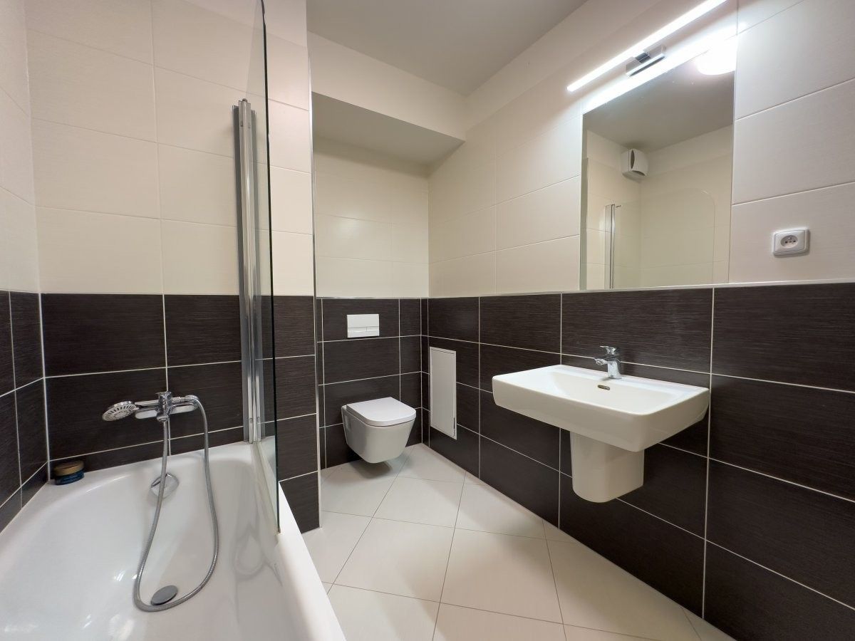 Byt 2+kk · 54 m² · Dolní Měcholupy, Praha - 4