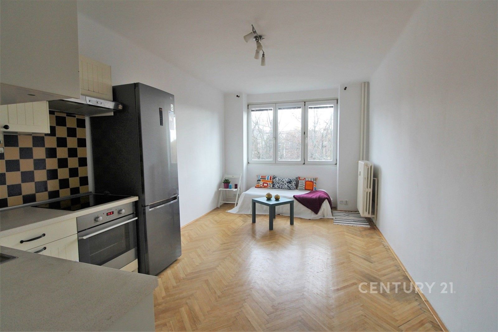 Pronájem byt 2+1 - Ruská 1240, Praha, 62 m²