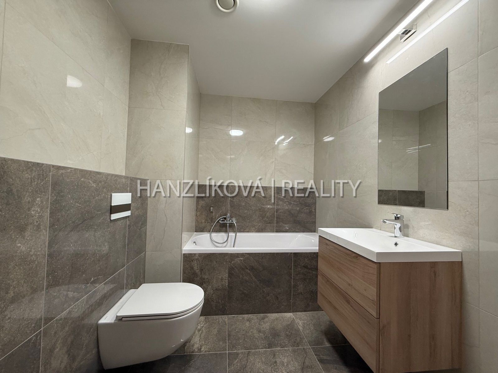 Byt 3+kk · 80 m² · Na Samotách 726, České Budějovice 2 - 4