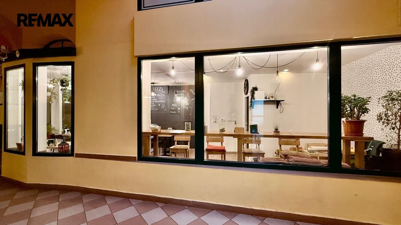 Restaurace · 26 m² · Gen. Svobody 250, Šumperk - 3