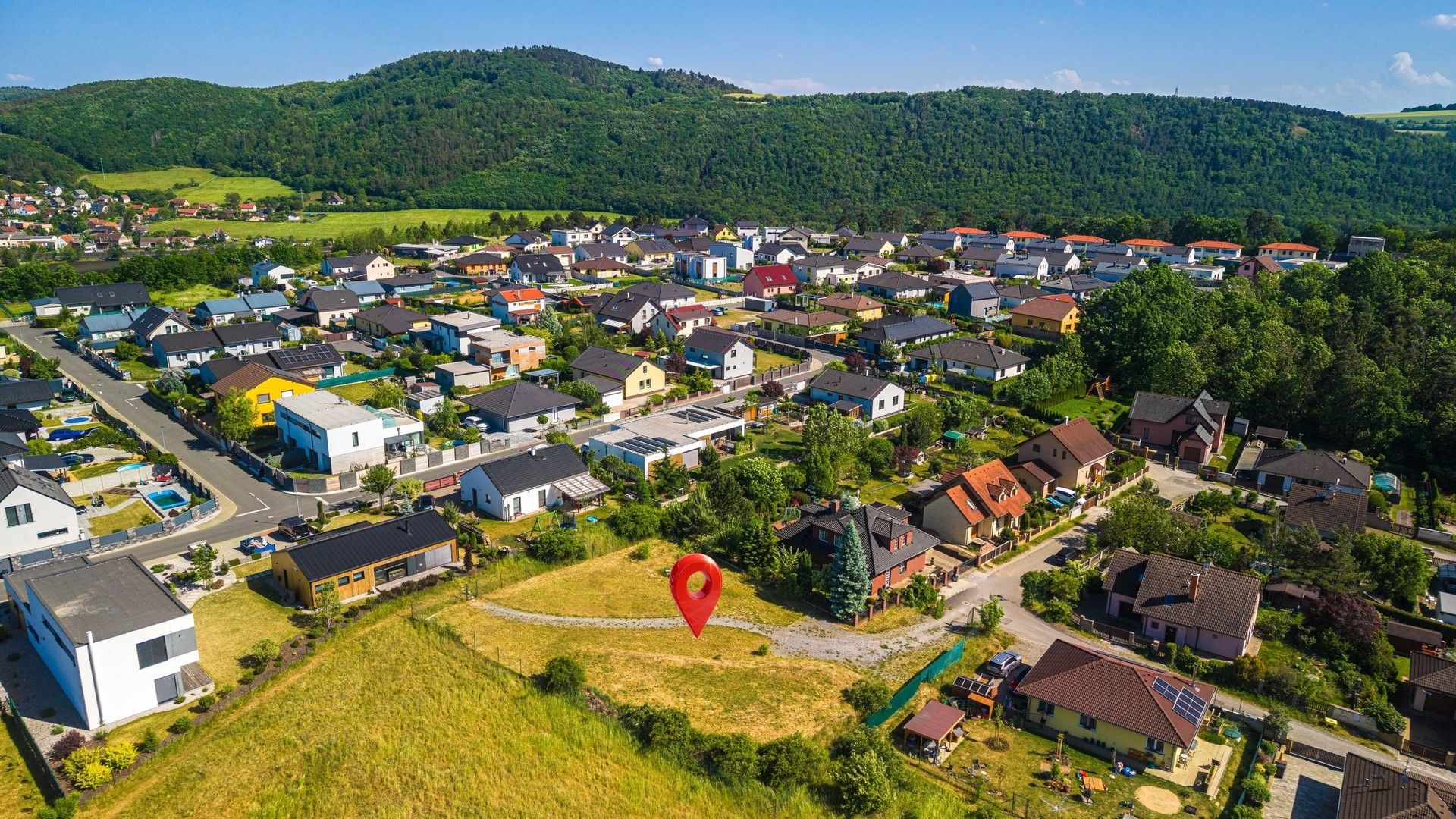 Pozemky pro bydlení, Králův Dvůr Levín - 2