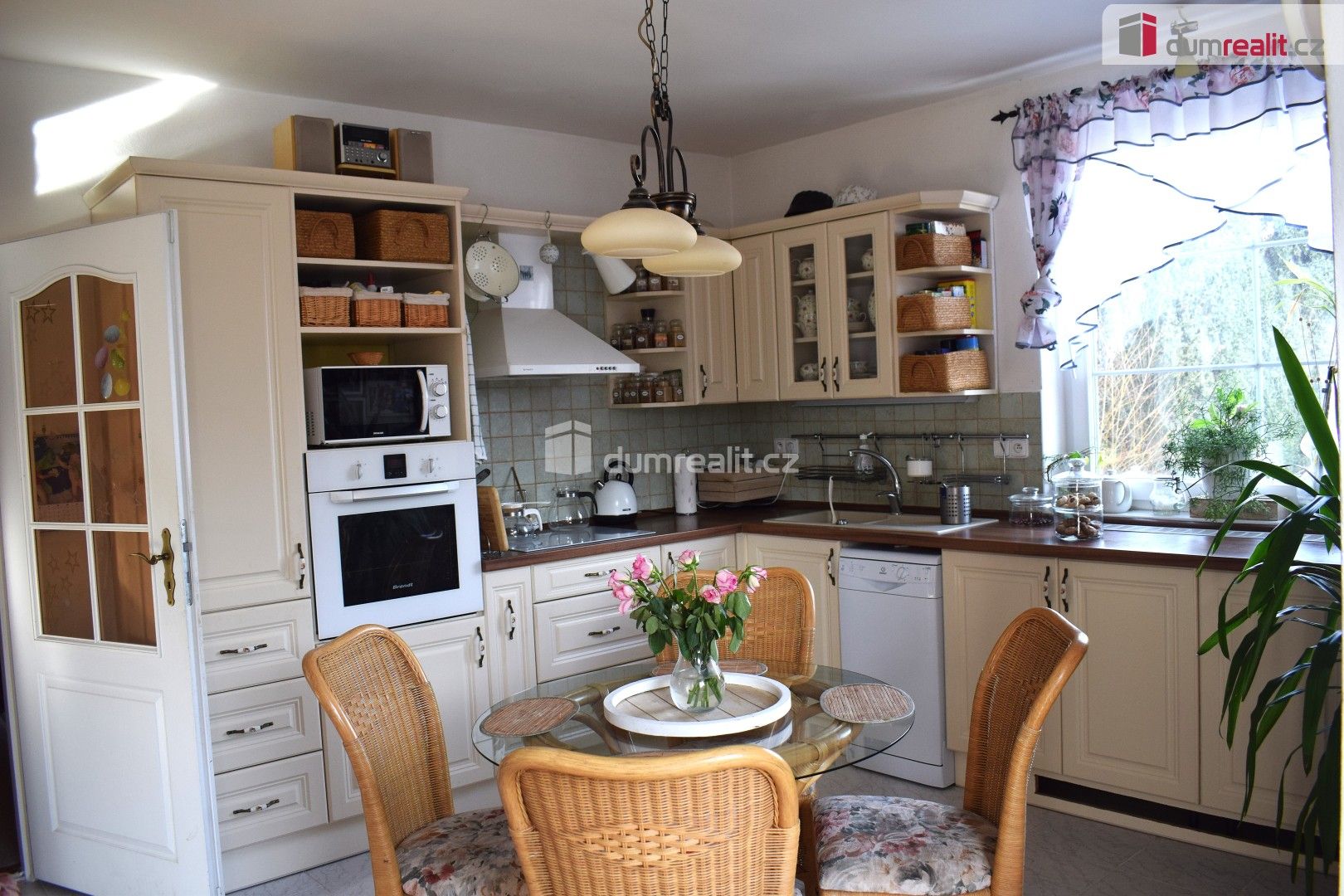 Prodej rodinný dům - Žehrov, Žďár, 250 m² - 5