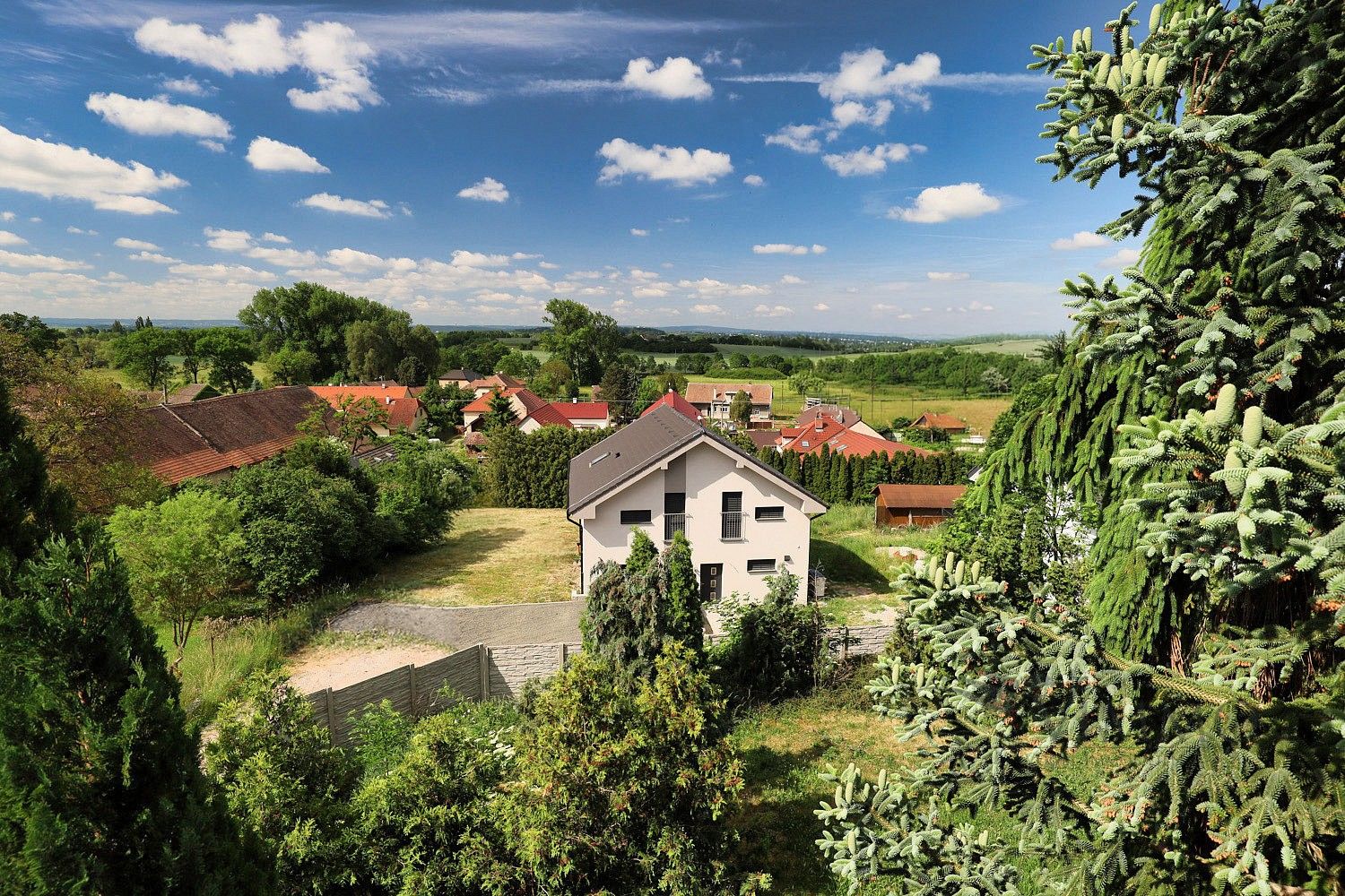 Rodinné domy, Úhřetická Lhota, okres Pardubice, Pardubický kraj, 173 m² - 1