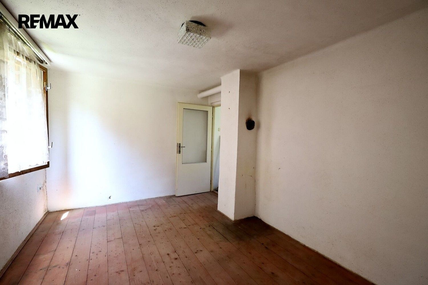 Rodinný dům · 60 m² · Úvaly, okres Praha-východ, Středočeský kraj - 2