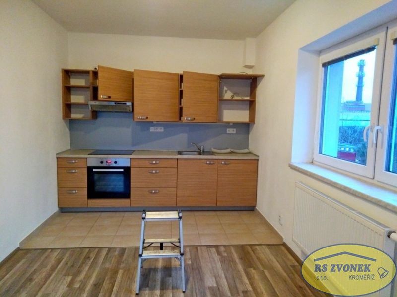 Pronájem byt 2+kk - Nádražní I, Velká Bystřice, 48 m²