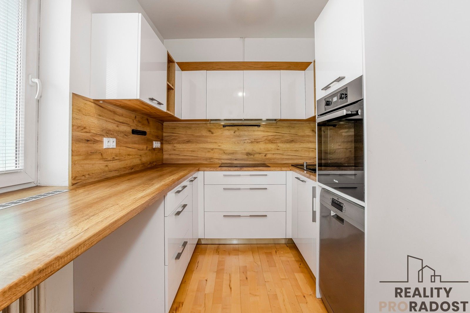 Prodej byt 3+1 - Prachatická, České Budějovice, 80 m²