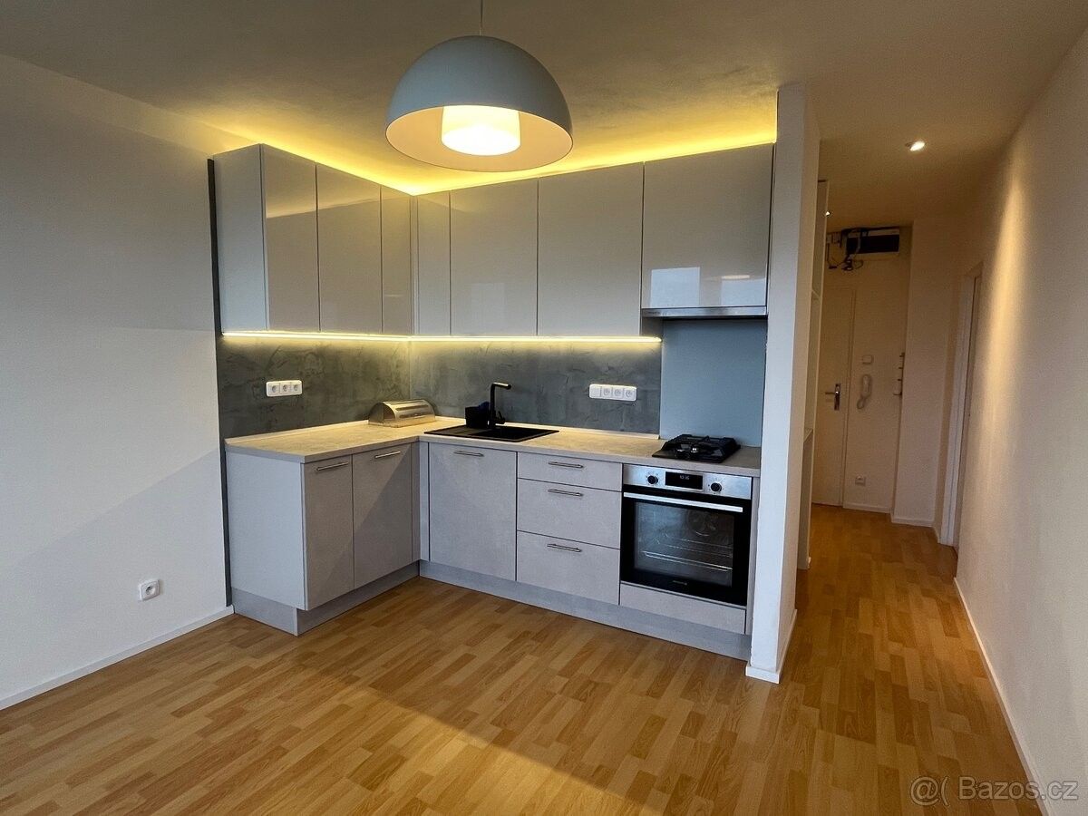 Pronájem byt - Říčany u Prahy, 251 01