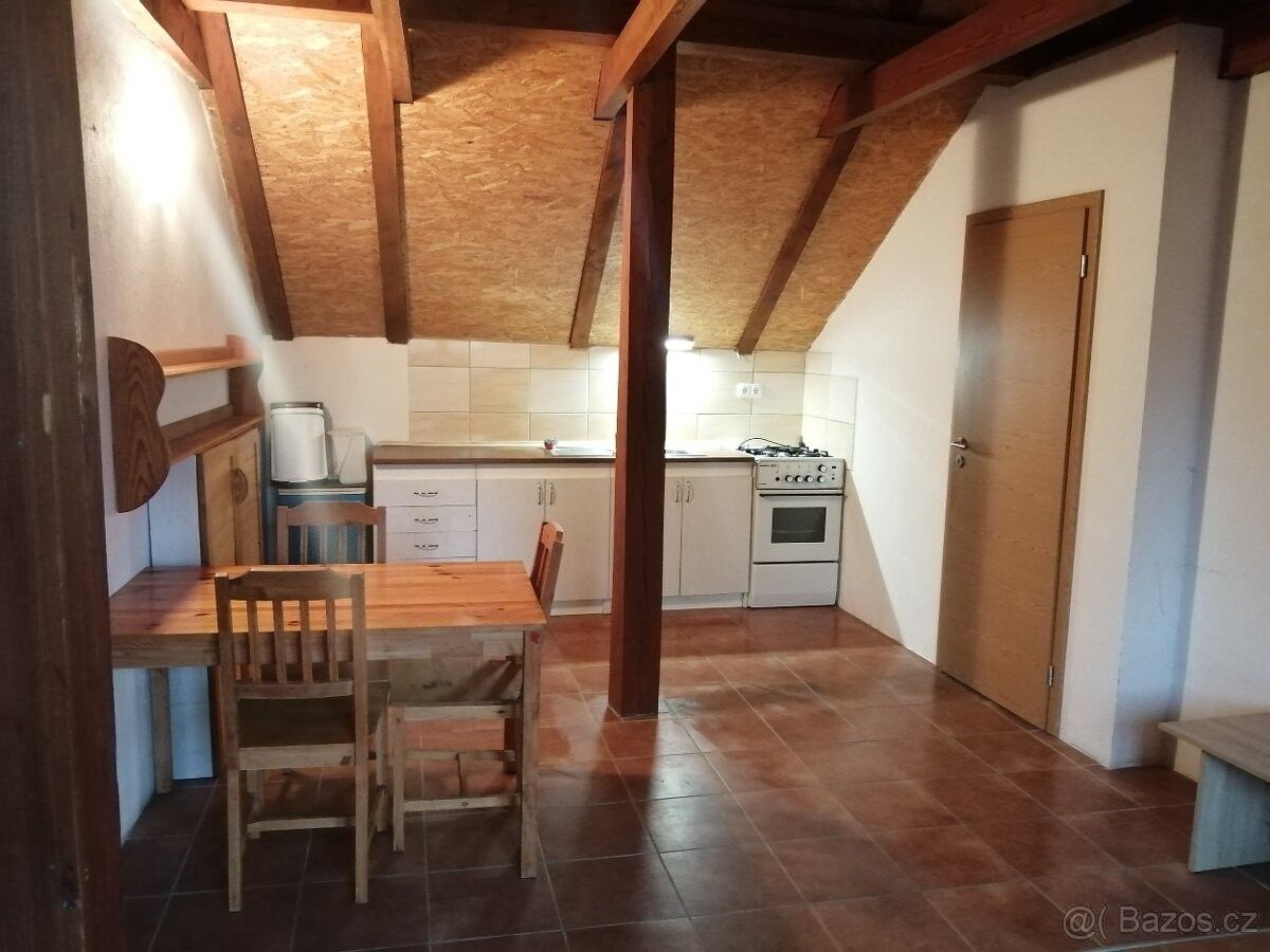 Byty, Hustopeče u Brna, 693 01