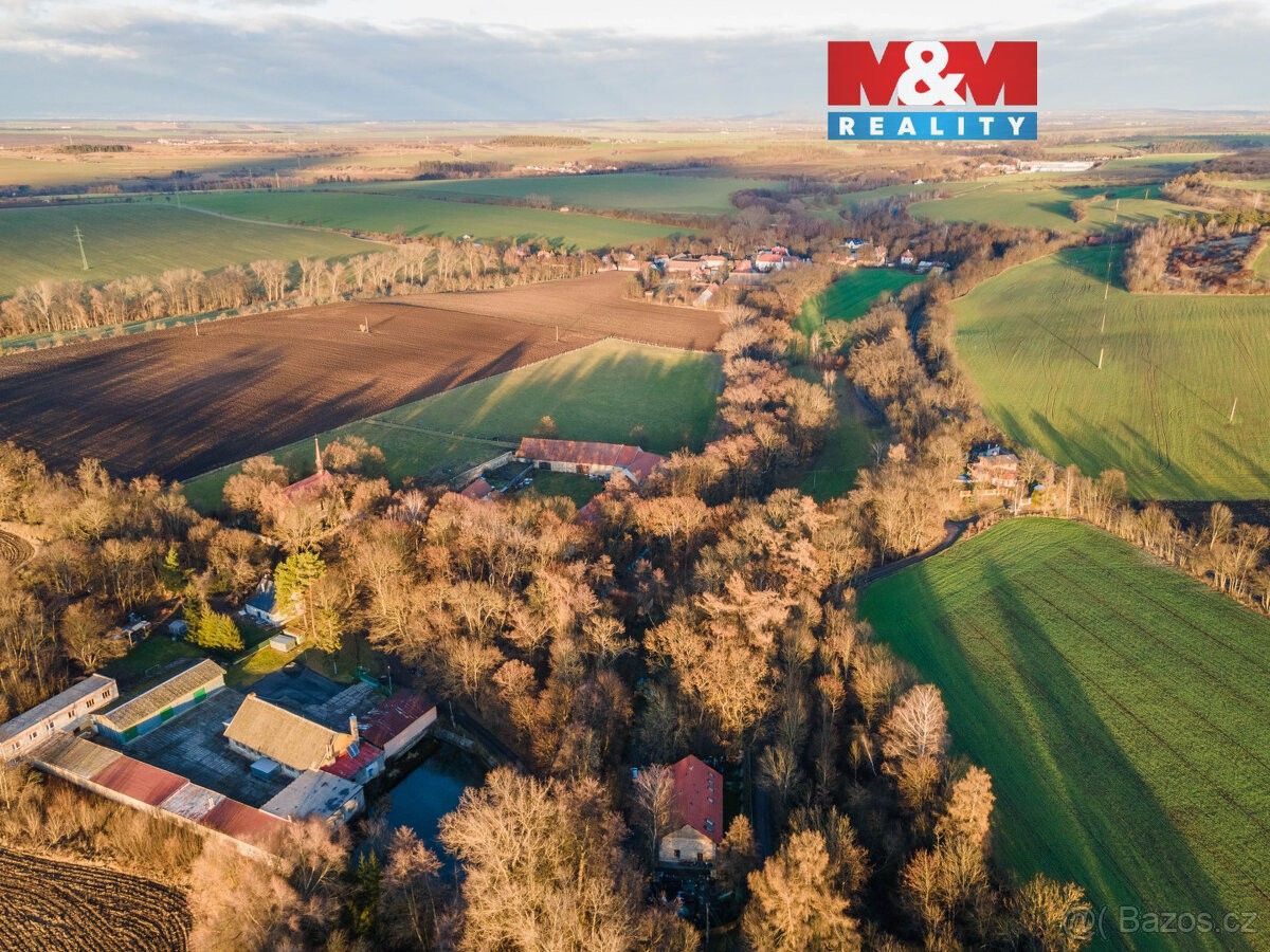 Pozemky pro bydlení, Slaný, 274 01