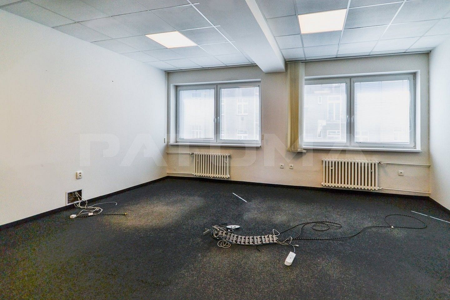 Pronájem kancelář - Na žertvách, Praha 8 - Libeň, 1 400 m² - 5