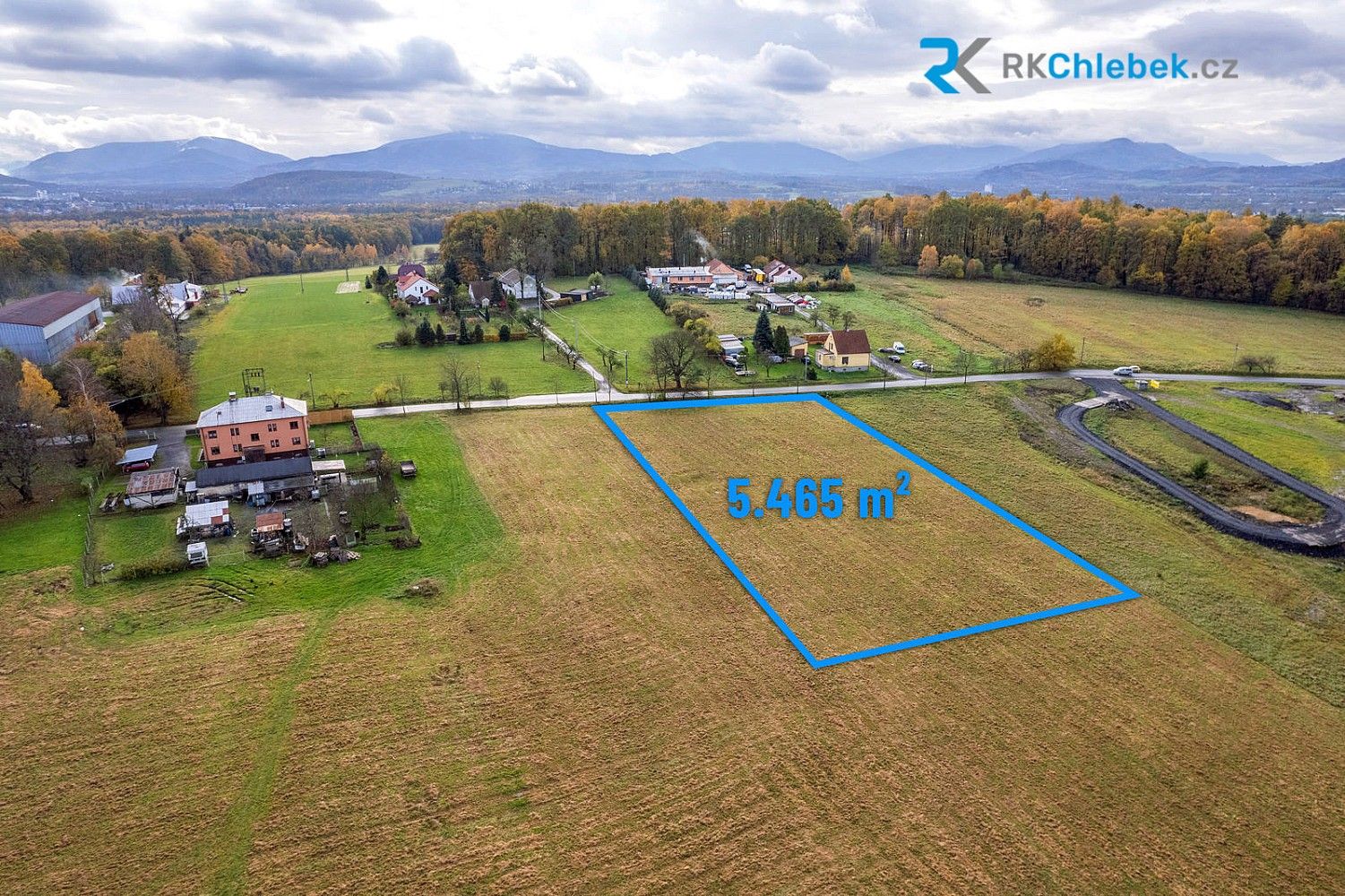 Komerční pozemek, 5 465 m²