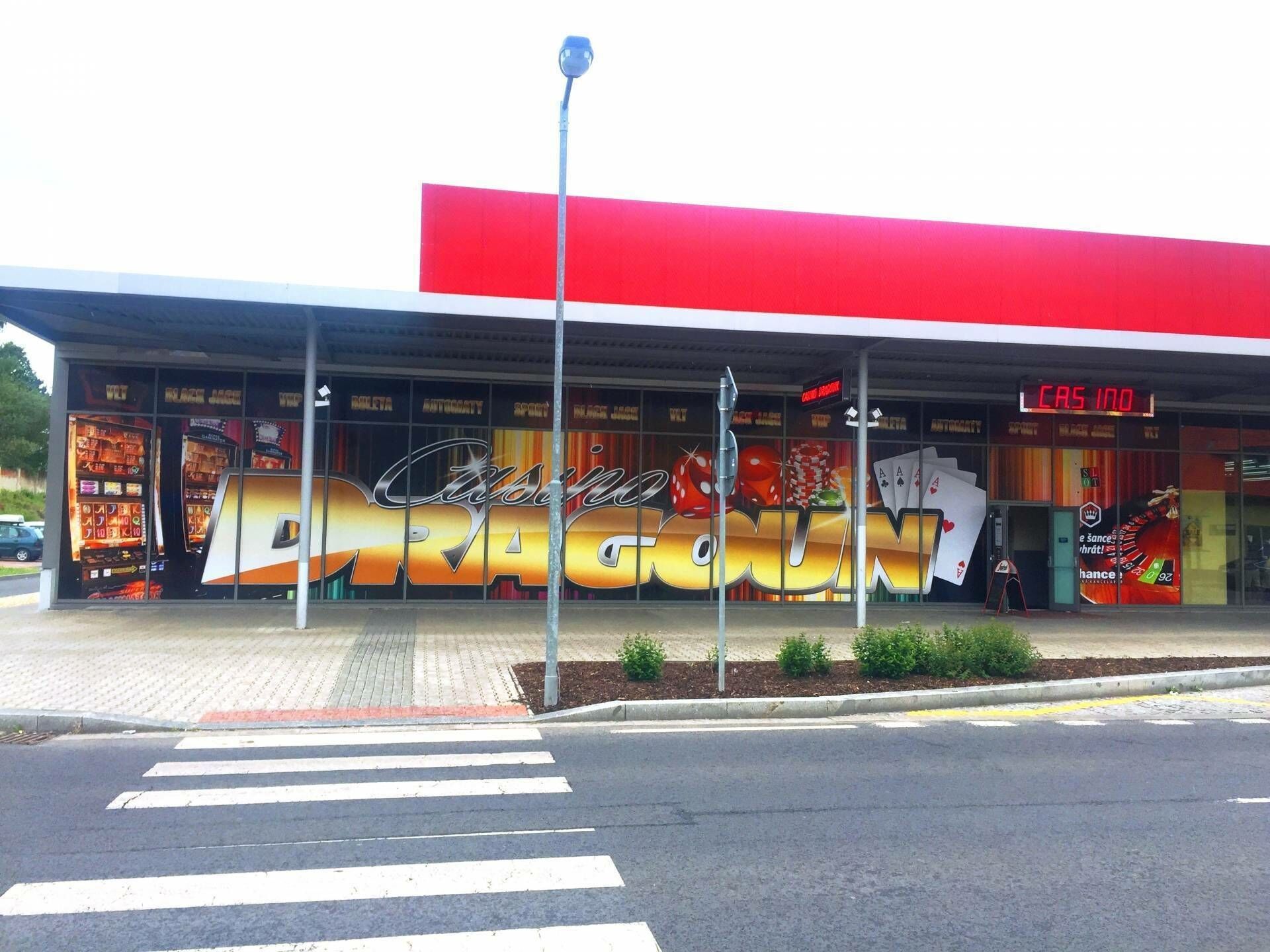 Obchodní prostory, Dragounská  , Cheb, 230 m²