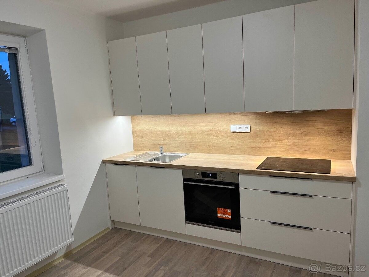 Byty, Šternberk, 785 01