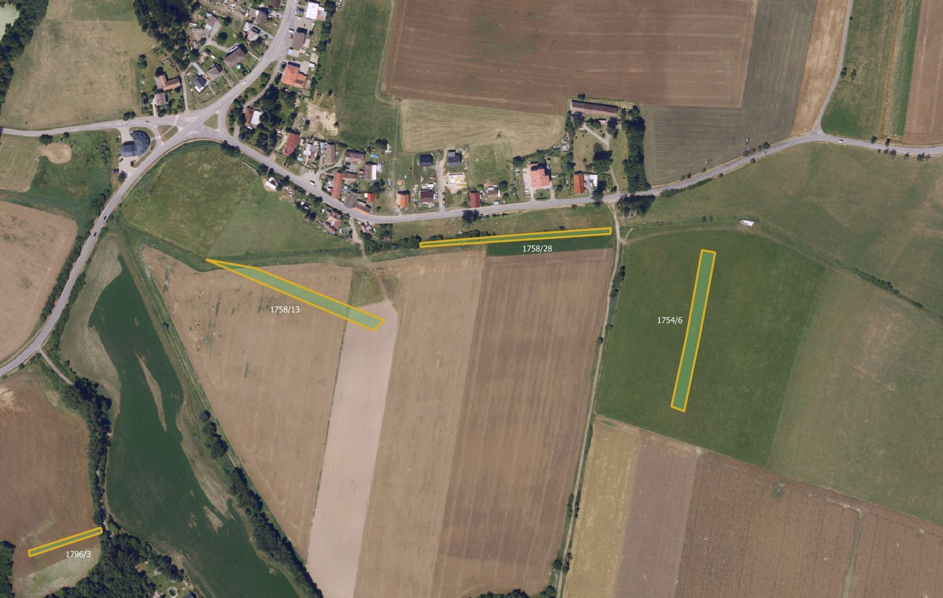 Zemědělské pozemky, Tisovec - 1
