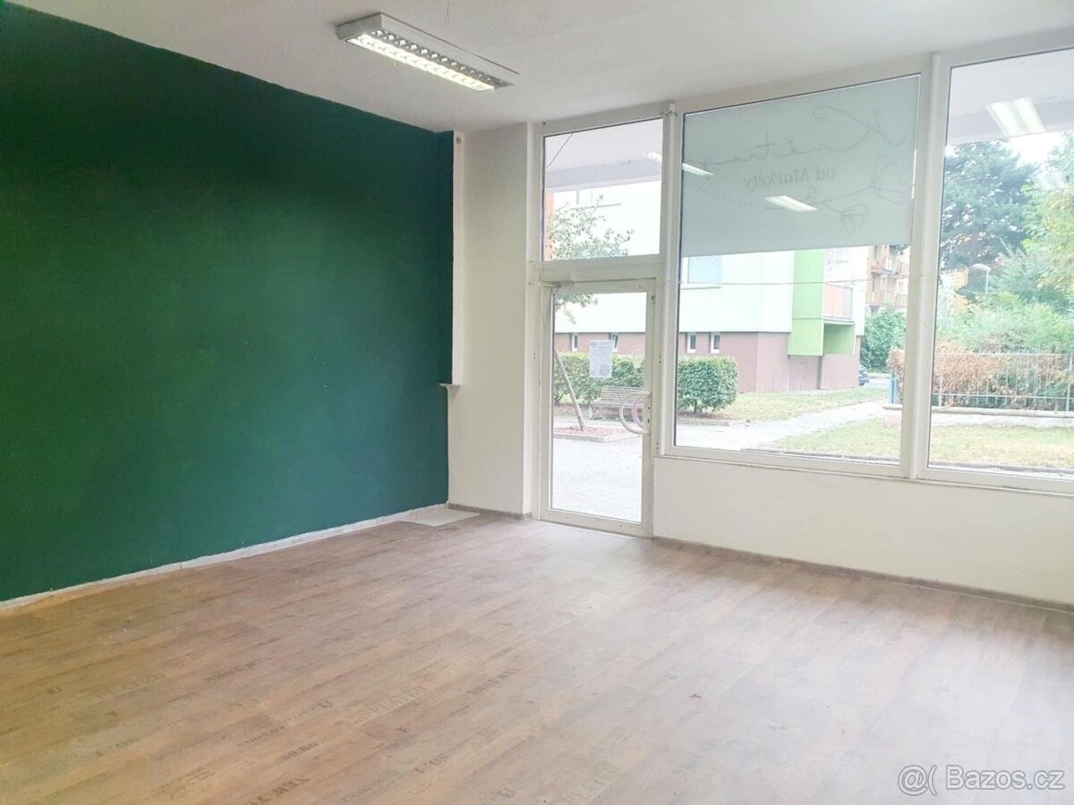 Obchodní prostory, Olomouc, 779 00