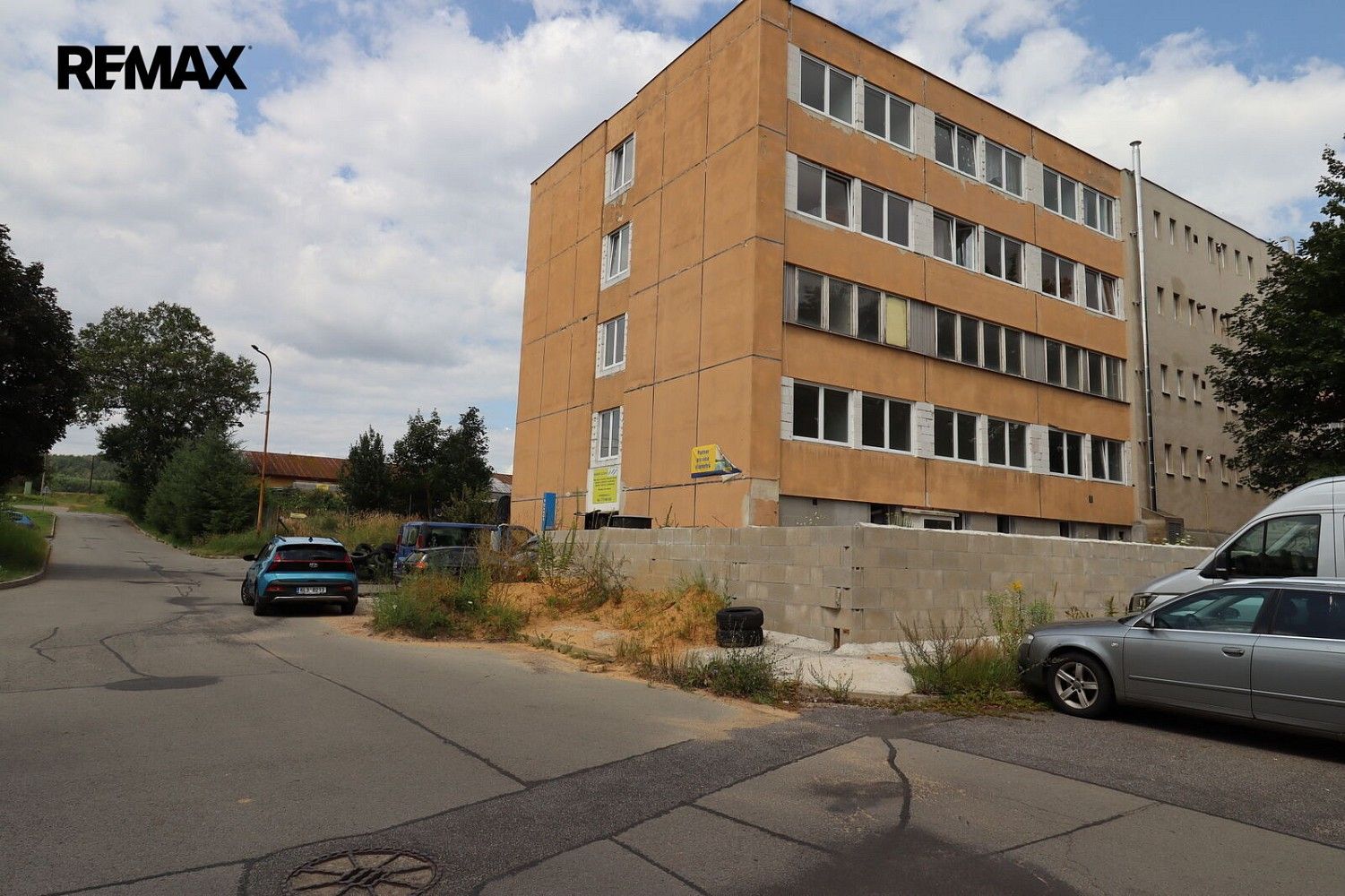 Ubytovací zařízení, Zákupy, okres Česká Lípa, Liberecký kraj, 2 000 m² - 1