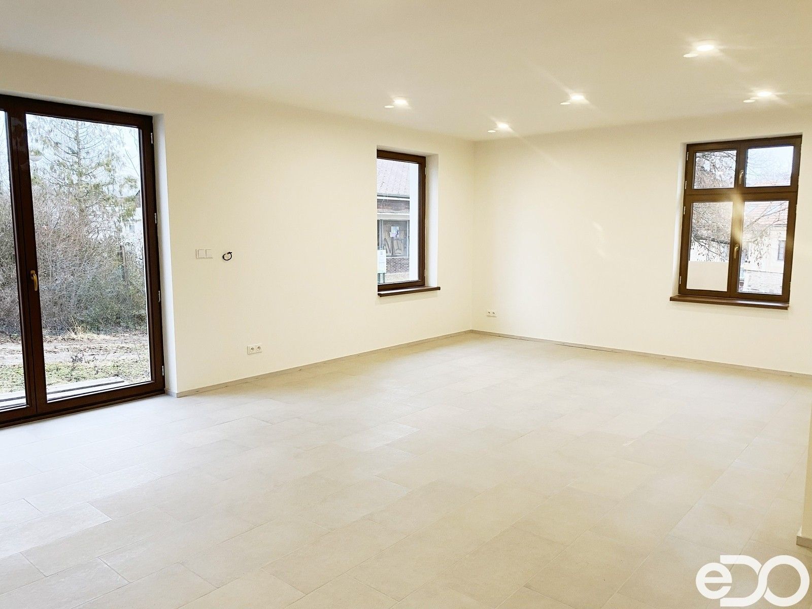 Pronájem byt 4+kk - K Uhříněvsi, Praha, 90 m²