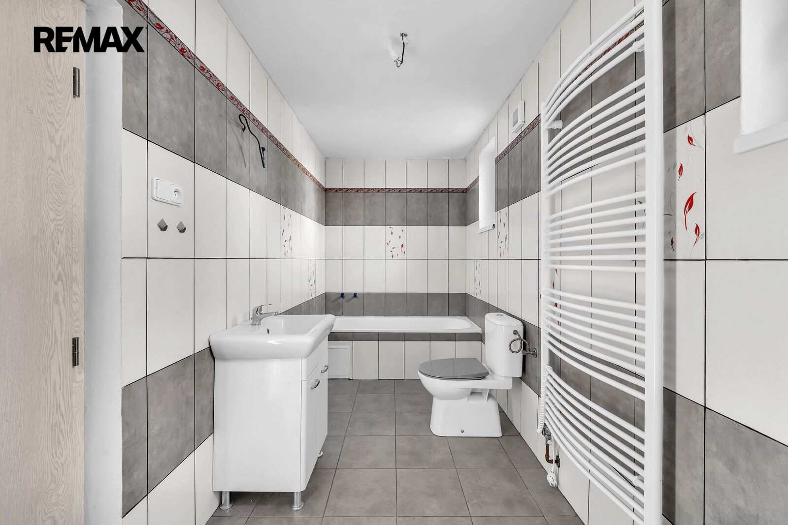 Prodej rodinný dům - Podhorní Újezd a Vojice Podhorní Újezd, 212 m² - 5