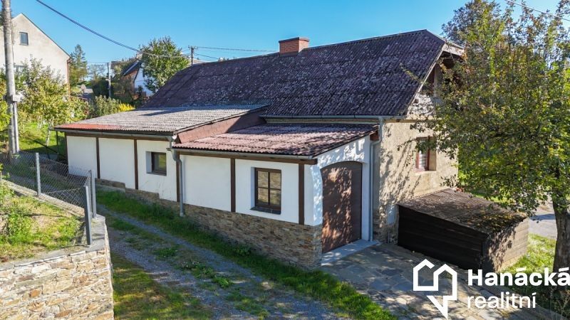 Rodinné domy, Šternberk, 785 01