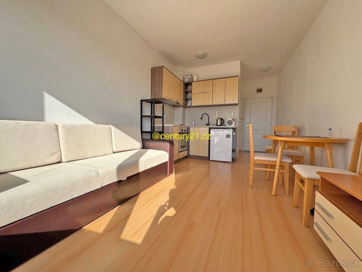 Prodej byt - 987 66, Zahraničí