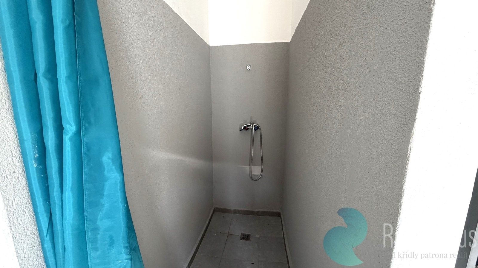 Komerční nemovitost · 100 m² · Kamenný Újezd - 4