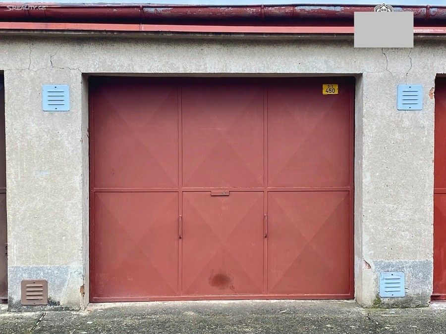 Garáže, Kolín, 280 02