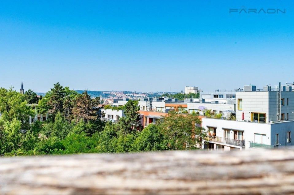 Prodej byt 4+kk - Jeseniova, Praha, 125 m²