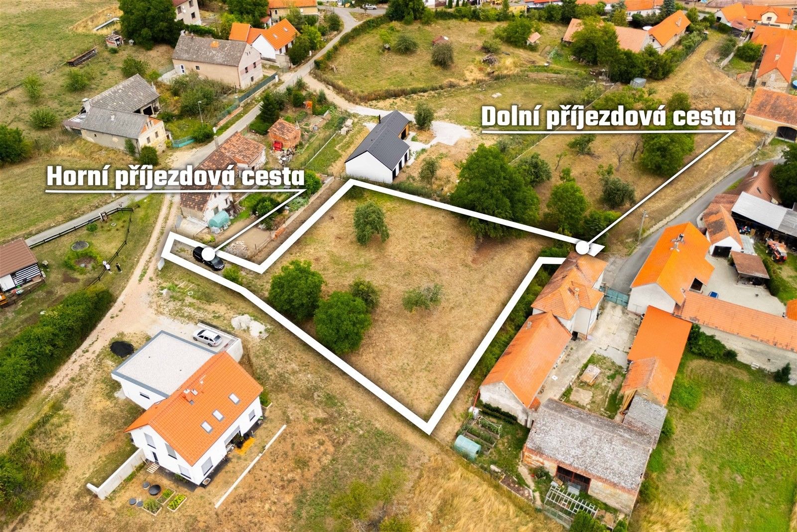 Pozemky pro bydlení, Měňany