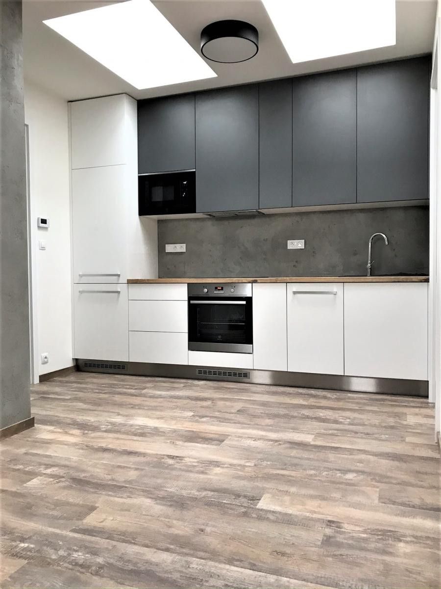 Prodej byt 3+kk - Rostislavova, Praha, 60 m²